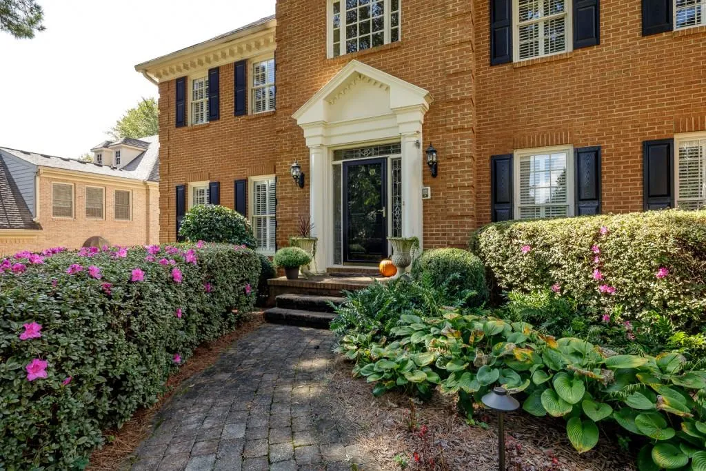 7500 Brandonshire Road, Sandy Springs, Georgia 30350, 5 Bedrooms Bedrooms, ,4 BathroomsBathrooms,Residential,Sold,7500 Brandonshire Road,6828694