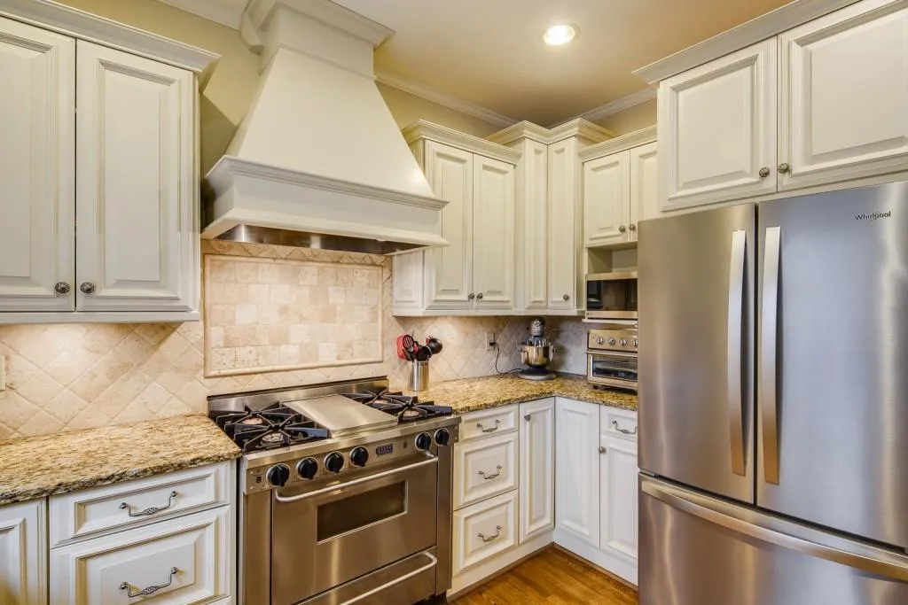 7500 Brandonshire Road, Sandy Springs, Georgia 30350, 5 Bedrooms Bedrooms, ,4 BathroomsBathrooms,Residential,Sold,7500 Brandonshire Road,6828694