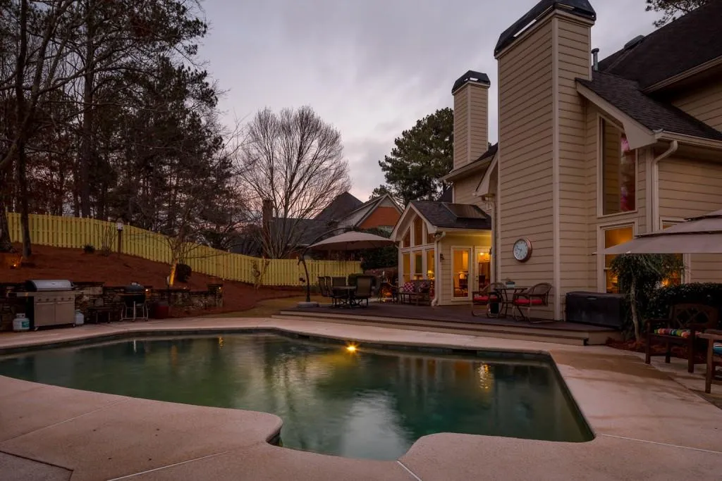 7500 Brandonshire Road, Sandy Springs, Georgia 30350, 5 Bedrooms Bedrooms, ,4 BathroomsBathrooms,Residential,Sold,7500 Brandonshire Road,6828694