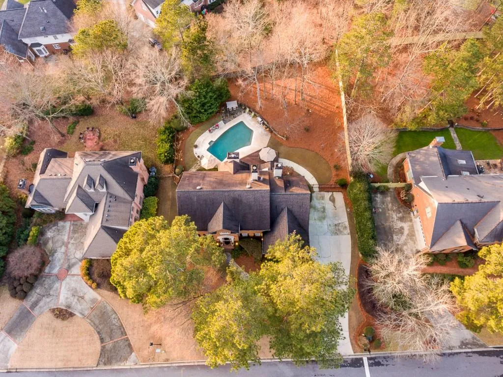 7500 Brandonshire Road, Sandy Springs, Georgia 30350, 5 Bedrooms Bedrooms, ,4 BathroomsBathrooms,Residential,Sold,7500 Brandonshire Road,6828694