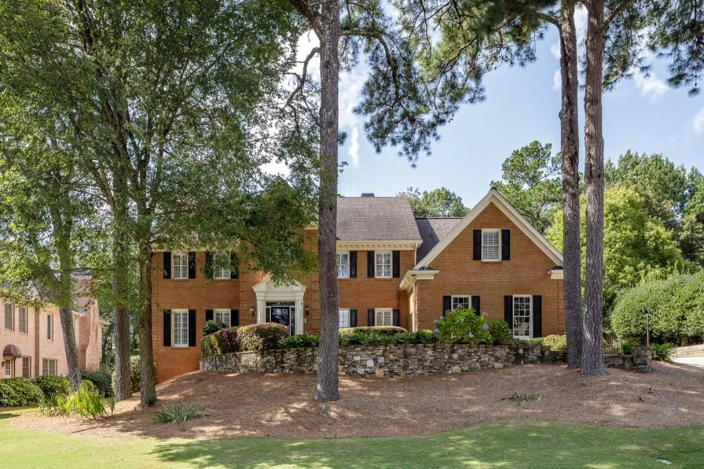 7500 Brandonshire Road, Sandy Springs, Georgia 30350, 5 Bedrooms Bedrooms, ,4 BathroomsBathrooms,Residential,Sold,7500 Brandonshire Road,6828694