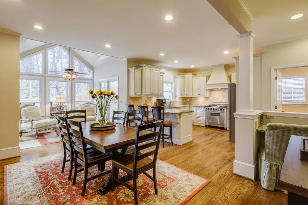 7500 Brandonshire Road, Sandy Springs, Georgia 30350, 5 Bedrooms Bedrooms, ,4 BathroomsBathrooms,Residential,Sold,7500 Brandonshire Road,6828694