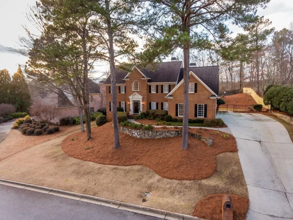 7500 Brandonshire Road, Sandy Springs, Georgia 30350, 5 Bedrooms Bedrooms, ,4 BathroomsBathrooms,Residential,Sold,7500 Brandonshire Road,6828694