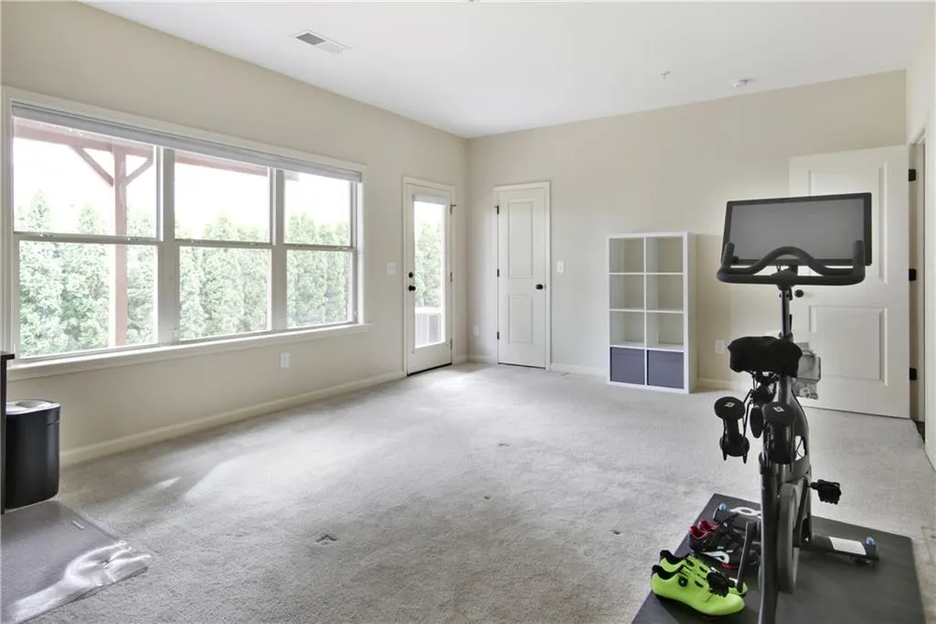 948 Opelousas Way, Atlanta, Georgia 30328, 4 Bedrooms Bedrooms, ,3 BathroomsBathrooms,Residential,Sold,948 Opelousas Way,6881398