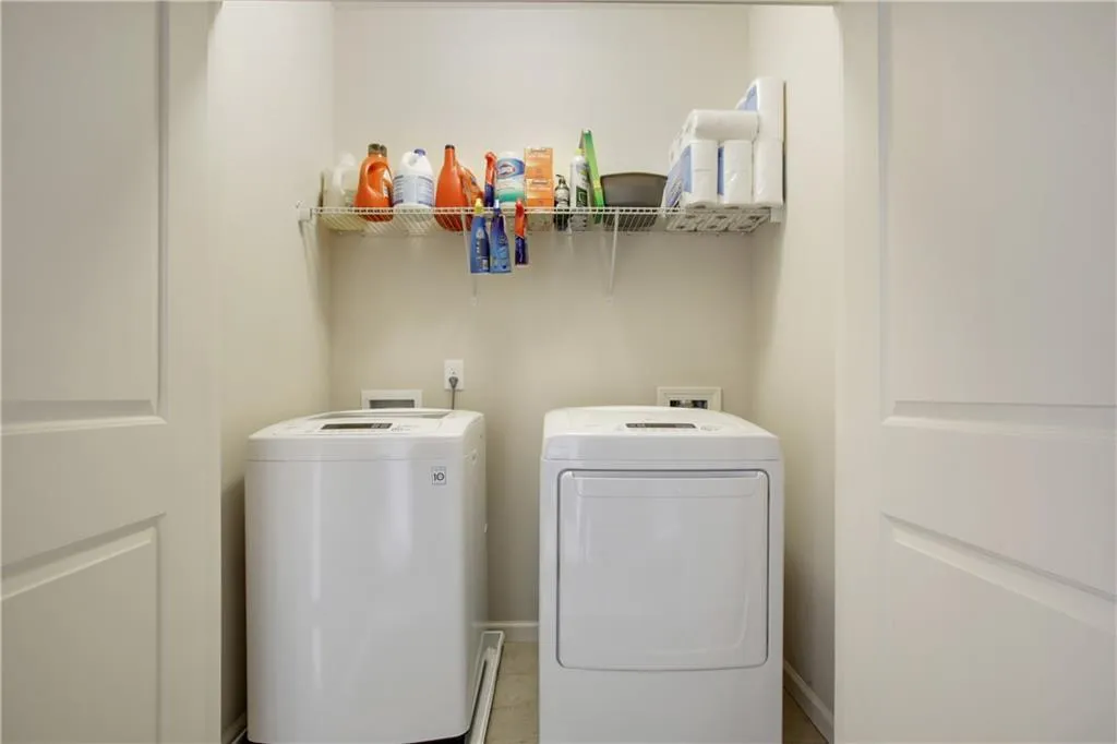 948 Opelousas Way, Atlanta, Georgia 30328, 4 Bedrooms Bedrooms, ,3 BathroomsBathrooms,Residential,Sold,948 Opelousas Way,6881398