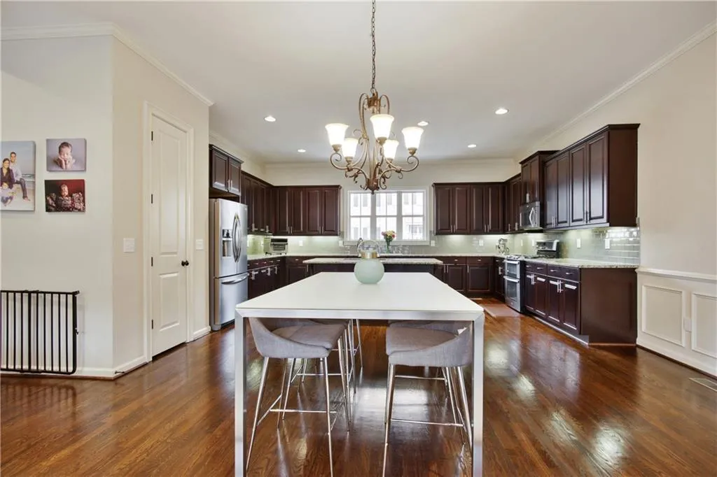 948 Opelousas Way, Atlanta, Georgia 30328, 4 Bedrooms Bedrooms, ,3 BathroomsBathrooms,Residential,Sold,948 Opelousas Way,6881398