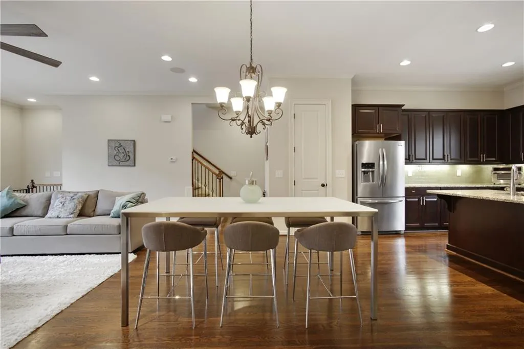 948 Opelousas Way, Atlanta, Georgia 30328, 4 Bedrooms Bedrooms, ,3 BathroomsBathrooms,Residential,Sold,948 Opelousas Way,6881398