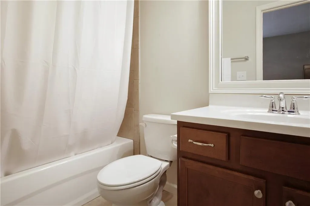 948 Opelousas Way, Atlanta, Georgia 30328, 4 Bedrooms Bedrooms, ,3 BathroomsBathrooms,Residential,Sold,948 Opelousas Way,6881398