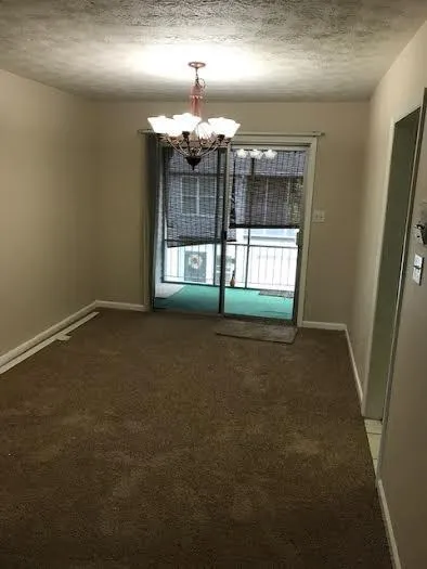 6700 Roswell Road Unit 24h, Sandy Springs, Georgia 30328, 2 Bedrooms Bedrooms, ,2 BathroomsBathrooms,Residential,Sold,6700 Roswell Road Unit 24h,5828210