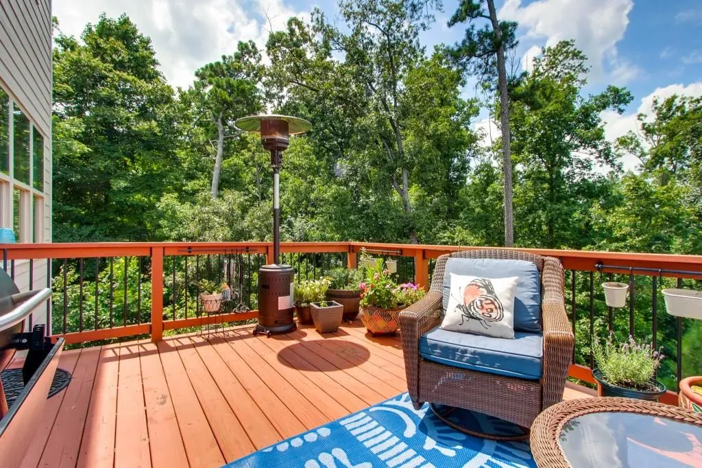 976 Bergeron Place, Sandy Springs, Georgia 30328, 4 Bedrooms Bedrooms, ,3 BathroomsBathrooms,Residential,Sold,976 Bergeron Place,6047373