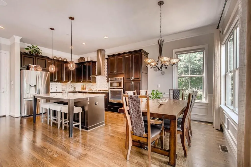 976 Bergeron Place, Sandy Springs, Georgia 30328, 4 Bedrooms Bedrooms, ,3 BathroomsBathrooms,Residential,Sold,976 Bergeron Place,6047373
