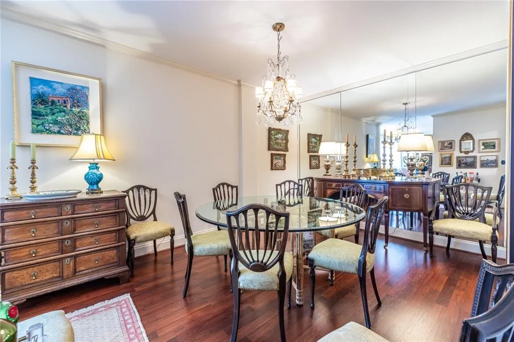 2734 Peachtree Road Nw Unit A404, Atlanta, Georgia 30305, 2 Bedrooms Bedrooms, 0 ,2 BathroomsBathrooms,Residential,For Sale,2734 Peachtree Road Nw Unit A404,7721996