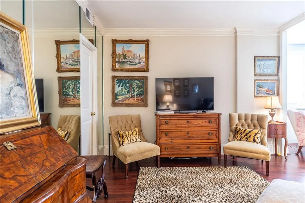 2734 Peachtree Road Nw Unit A404, Atlanta, Georgia 30305, 2 Bedrooms Bedrooms, 0 ,2 BathroomsBathrooms,Residential,For Sale,2734 Peachtree Road Nw Unit A404,7721996