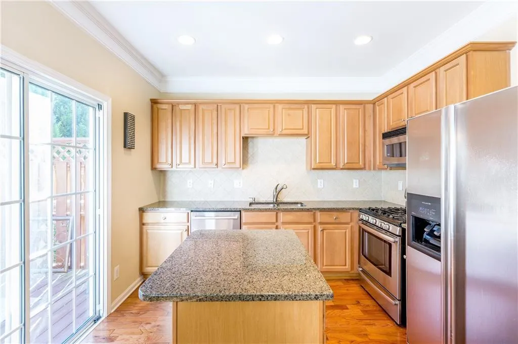 7835 Kiverton Place, Atlanta, Georgia 30350, 3 Bedrooms Bedrooms, ,3 BathroomsBathrooms,Residential,Sold,7835 Kiverton Place,5650809