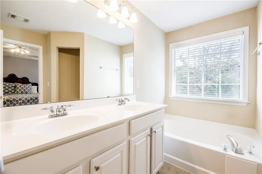 7835 Kiverton Place, Atlanta, Georgia 30350, 3 Bedrooms Bedrooms, ,3 BathroomsBathrooms,Residential,Sold,7835 Kiverton Place,5650809