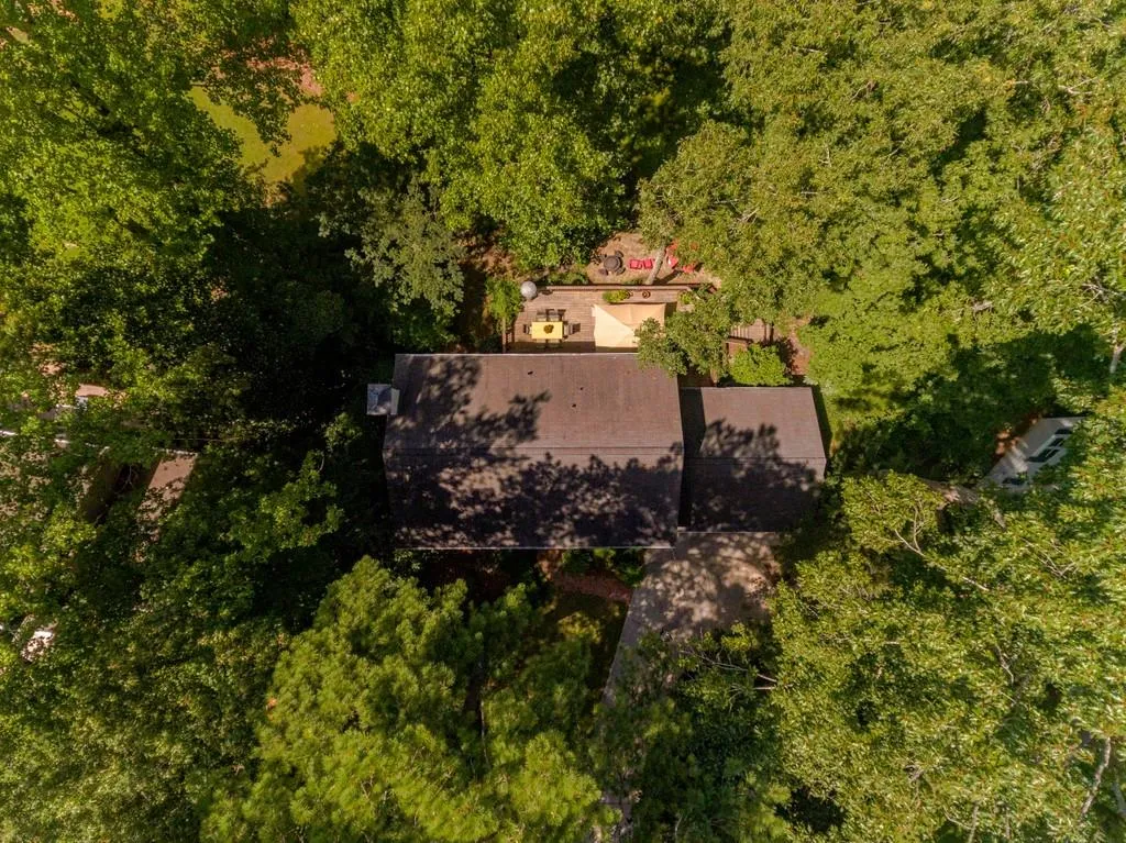6450 Tanacrest Court, Sandy Springs, Georgia 30328, 4 Bedrooms Bedrooms, ,3 BathroomsBathrooms,Residential,Sold,6450 Tanacrest Court,6773555
