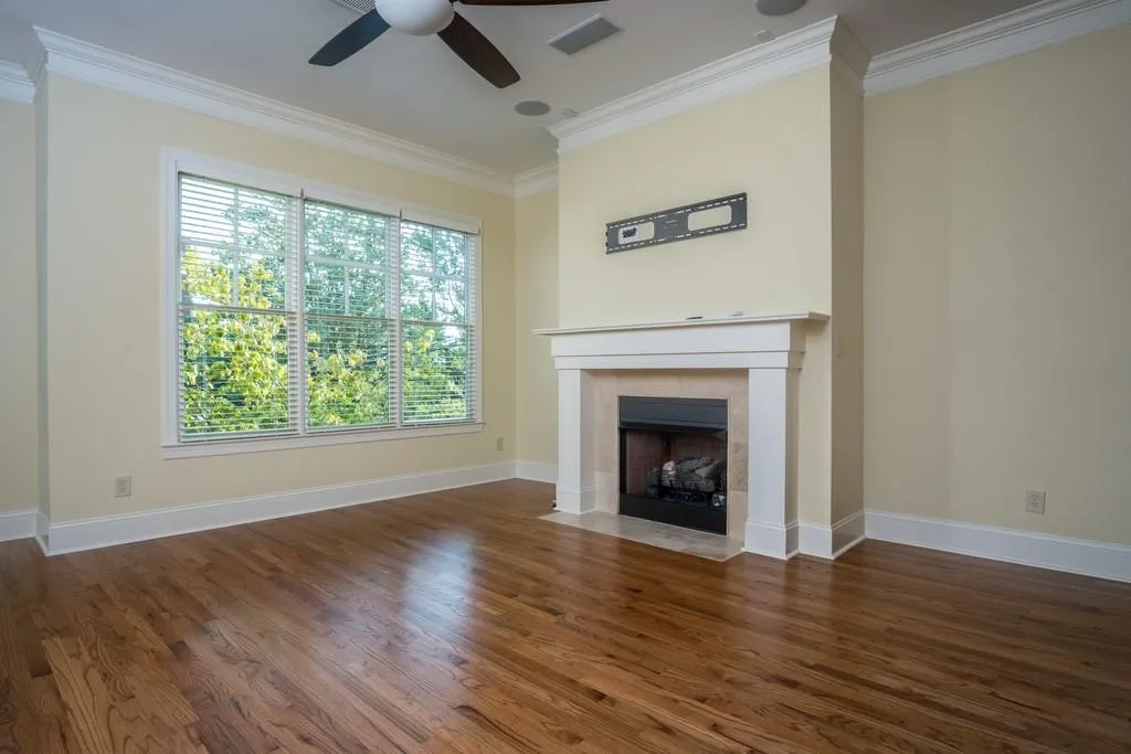 6075 City Walk Lane, Sandy Springs, Georgia 30328, 3 Bedrooms Bedrooms, ,3 BathroomsBathrooms,Residential,Sold,6075 City Walk Lane,6592058