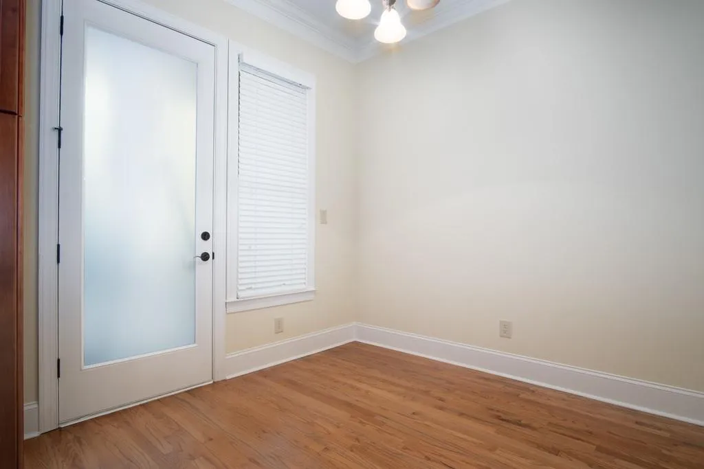 6075 City Walk Lane, Sandy Springs, Georgia 30328, 3 Bedrooms Bedrooms, ,3 BathroomsBathrooms,Residential,Sold,6075 City Walk Lane,6592058