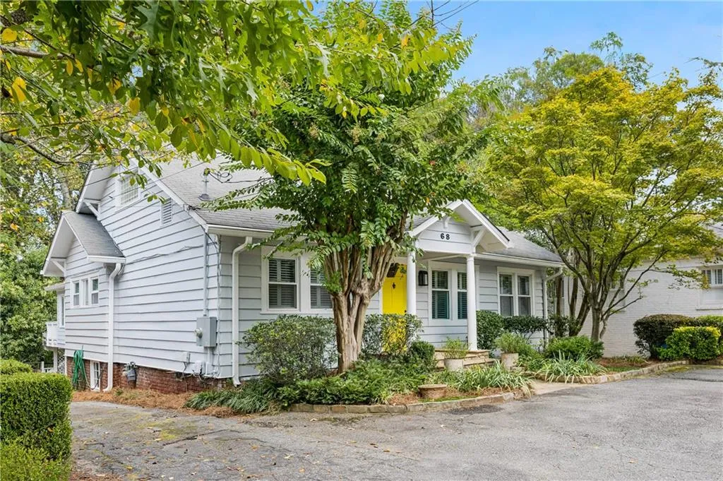 68 Peachtree Hills Avenue Ne, Atlanta, Georgia 30305, 4 Bedrooms Bedrooms, ,3 BathroomsBathrooms,Residential,For Sale,68 Peachtree Hills Avenue Ne,7664991