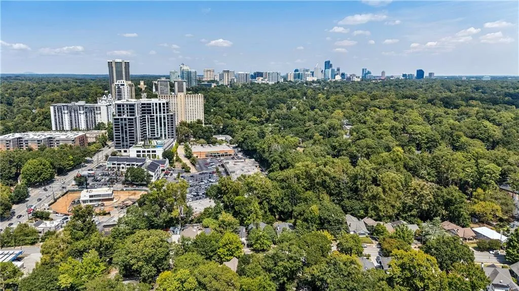 68 Peachtree Hills Avenue Ne, Atlanta, Georgia 30305, 4 Bedrooms Bedrooms, ,3 BathroomsBathrooms,Residential,For Sale,68 Peachtree Hills Avenue Ne,7664991