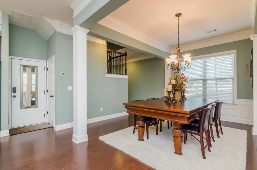 820 Northam Lane Ne, Sandy Springs, Georgia 30342, 3 Bedrooms Bedrooms, ,3 BathroomsBathrooms,Residential,Sold,820 Northam Lane Ne,6019638
