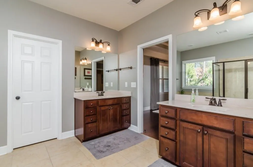 820 Northam Lane Ne, Sandy Springs, Georgia 30342, 3 Bedrooms Bedrooms, ,3 BathroomsBathrooms,Residential,Sold,820 Northam Lane Ne,6019638