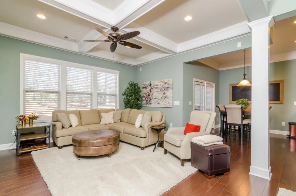 820 Northam Lane Ne, Sandy Springs, Georgia 30342, 3 Bedrooms Bedrooms, ,3 BathroomsBathrooms,Residential,Sold,820 Northam Lane Ne,6019638