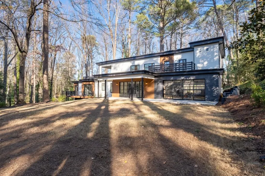 4366 Skyland Drive Ne, Atlanta, Georgia 30342, 6 Bedrooms Bedrooms, ,5 BathroomsBathrooms,Residential,For Sale,4366 Skyland Drive Ne,7563539