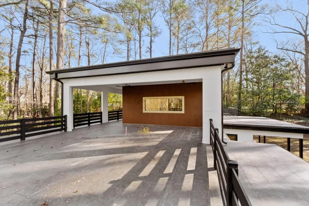 4366 Skyland Drive Ne, Atlanta, Georgia 30342, 6 Bedrooms Bedrooms, ,5 BathroomsBathrooms,Residential,For Sale,4366 Skyland Drive Ne,7563539
