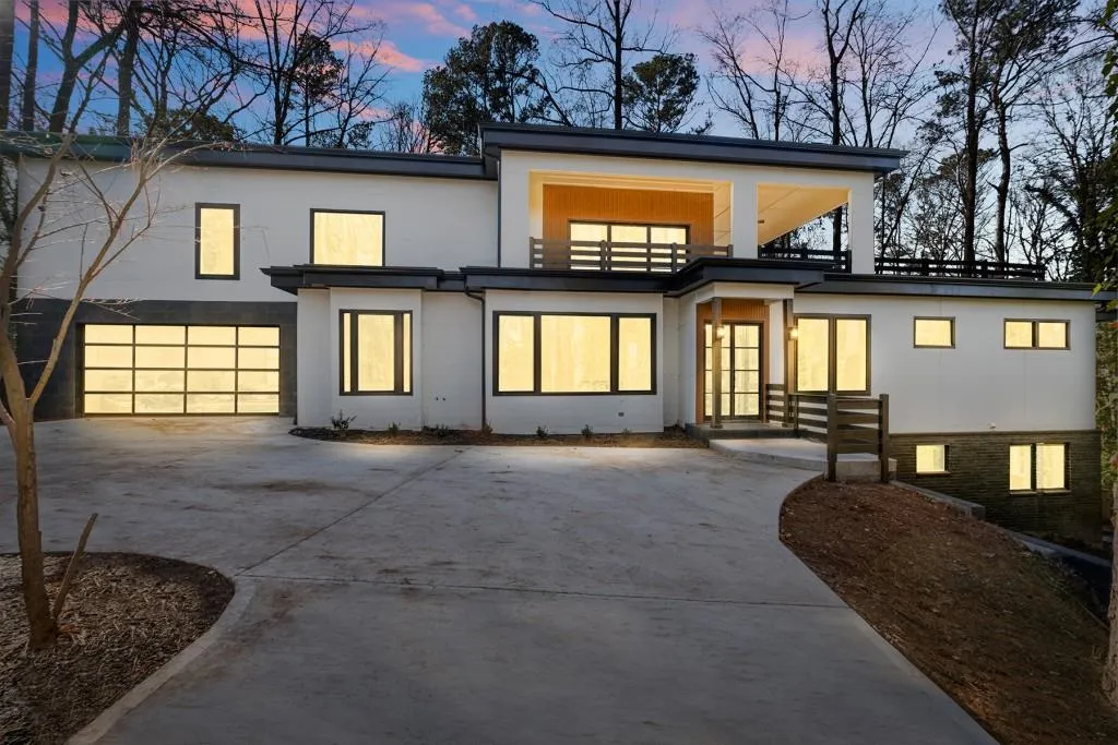 4366 Skyland Drive Ne, Atlanta, Georgia 30342, 6 Bedrooms Bedrooms, ,5 BathroomsBathrooms,Residential,For Sale,4366 Skyland Drive Ne,7563539