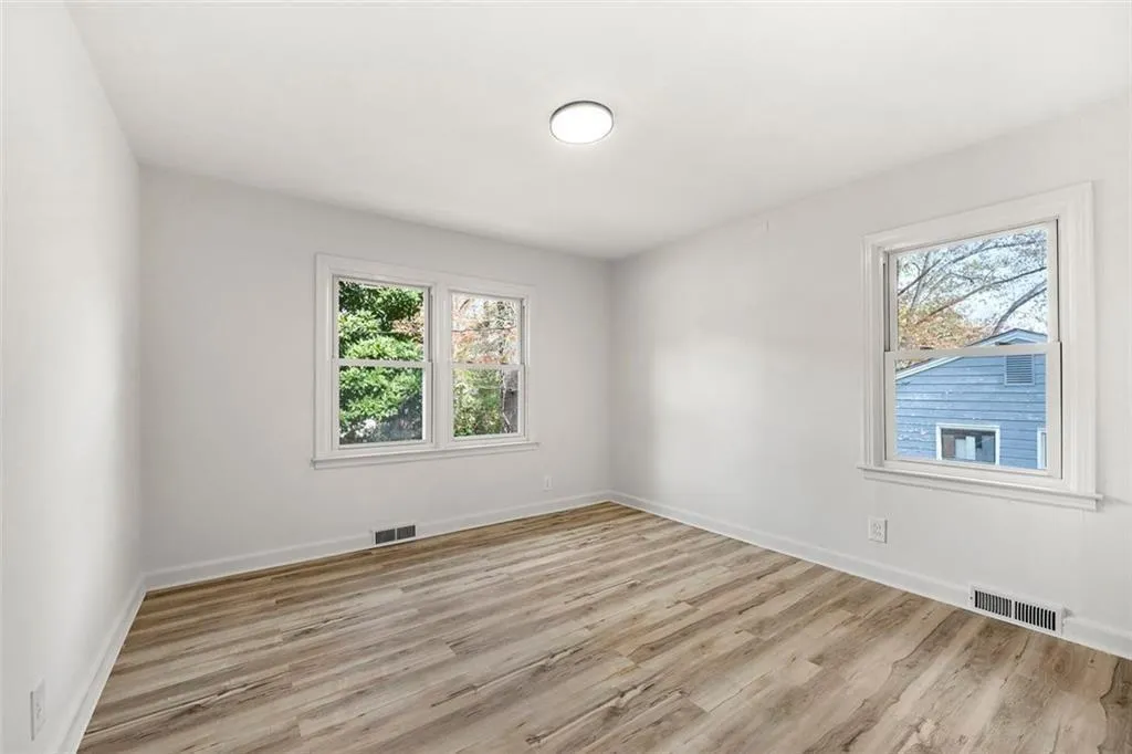 2376 Cross Street Nw, Atlanta, Georgia 30318, 3 Bedrooms Bedrooms, ,2 BathroomsBathrooms,Residential,For Sale,2376 Cross Street Nw,7627079