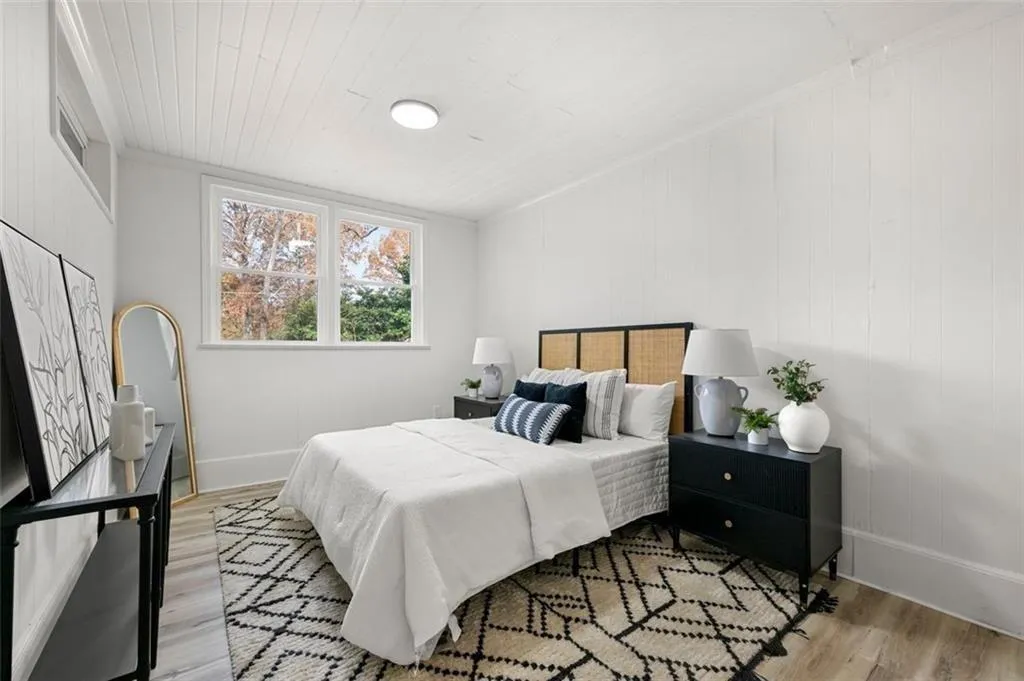 2376 Cross Street Nw, Atlanta, Georgia 30318, 3 Bedrooms Bedrooms, ,2 BathroomsBathrooms,Residential,For Sale,2376 Cross Street Nw,7627079