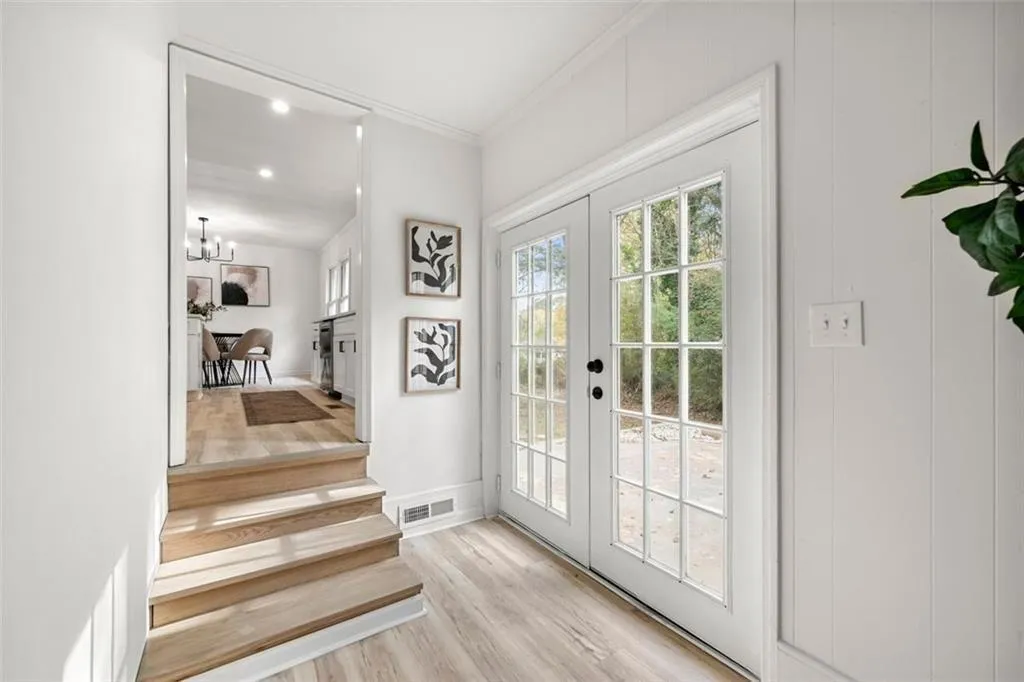 2376 Cross Street Nw, Atlanta, Georgia 30318, 3 Bedrooms Bedrooms, ,2 BathroomsBathrooms,Residential,For Sale,2376 Cross Street Nw,7627079