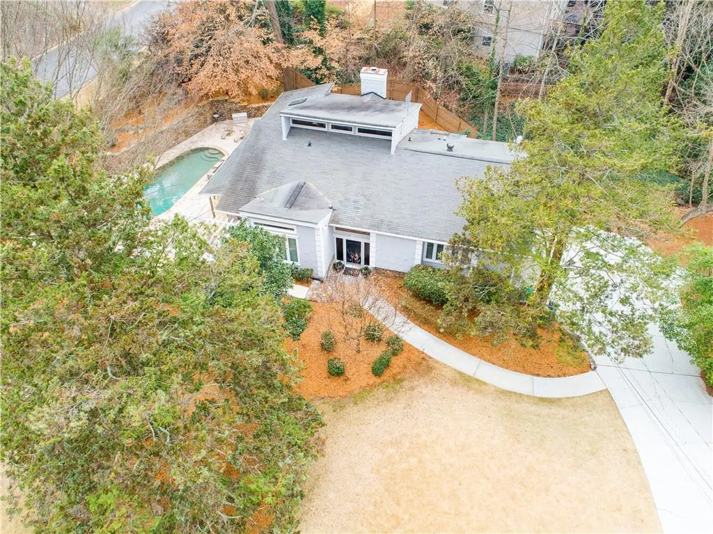 1120 Old Woodbine Road, Sandy Springs, Georgia 30319, 3 Bedrooms Bedrooms, ,3 BathroomsBathrooms,Residential,Sold,1120 Old Woodbine Road,6746038