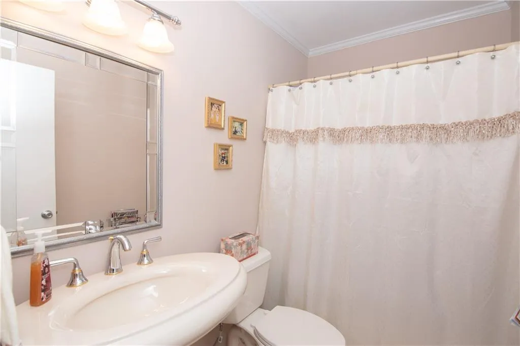 1120 Old Woodbine Road, Sandy Springs, Georgia 30319, 3 Bedrooms Bedrooms, ,3 BathroomsBathrooms,Residential,Sold,1120 Old Woodbine Road,6746038