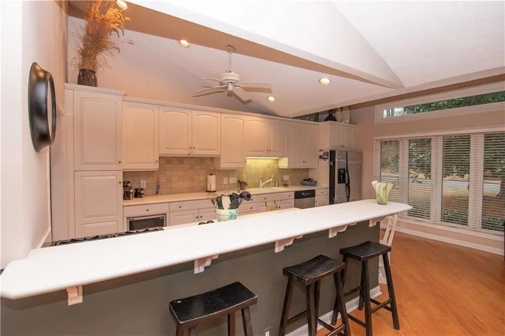 1120 Old Woodbine Road, Sandy Springs, Georgia 30319, 3 Bedrooms Bedrooms, ,3 BathroomsBathrooms,Residential,Sold,1120 Old Woodbine Road,6746038
