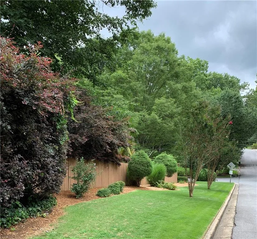 1120 Old Woodbine Road, Sandy Springs, Georgia 30319, 3 Bedrooms Bedrooms, ,3 BathroomsBathrooms,Residential,Sold,1120 Old Woodbine Road,6746038