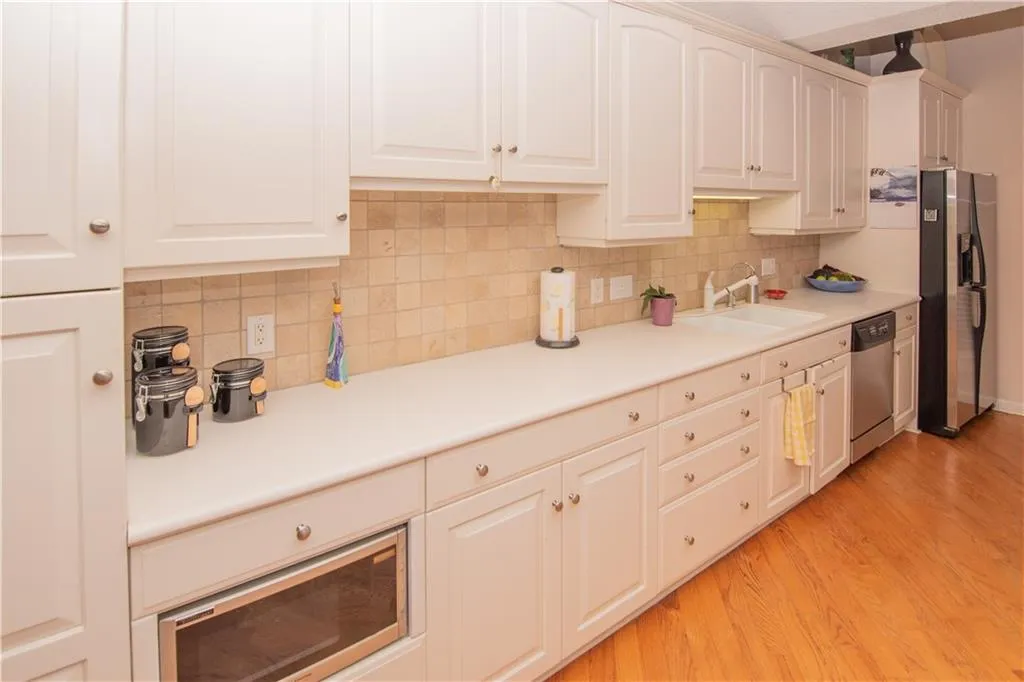1120 Old Woodbine Road, Sandy Springs, Georgia 30319, 3 Bedrooms Bedrooms, ,3 BathroomsBathrooms,Residential,Sold,1120 Old Woodbine Road,6746038