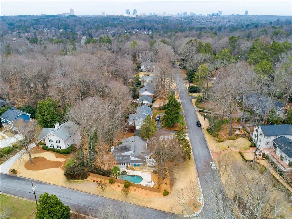 1120 Old Woodbine Road, Sandy Springs, Georgia 30319, 3 Bedrooms Bedrooms, ,3 BathroomsBathrooms,Residential,Sold,1120 Old Woodbine Road,6746038