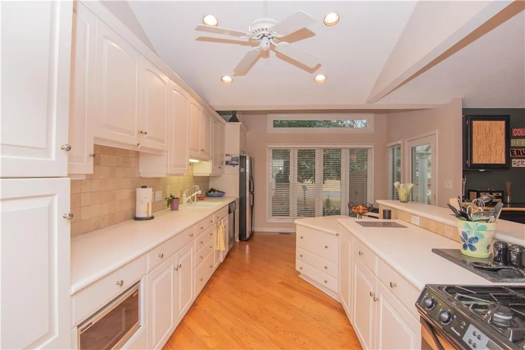 1120 Old Woodbine Road, Sandy Springs, Georgia 30319, 3 Bedrooms Bedrooms, ,3 BathroomsBathrooms,Residential,Sold,1120 Old Woodbine Road,6746038