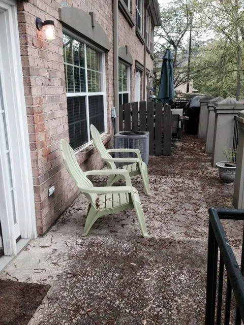 6980 Roswell Road Unit K3, Sandy Springs, Georgia 30328, 2 Bedrooms Bedrooms, ,1 BathroomBathrooms,Residential,Sold,6980 Roswell Road Unit K3,6600990