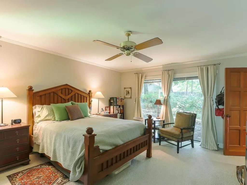 255 Brackenwood Circle, Sandy Springs, Georgia 30328, 3 Bedrooms Bedrooms, ,3 BathroomsBathrooms,Residential,Sold,255 Brackenwood Circle,6781649