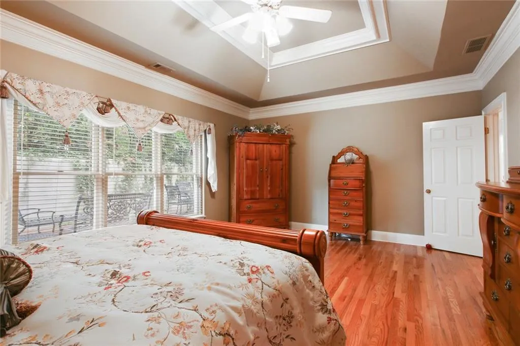 6391 Glenridge Drive Unit 145, Atlanta, Georgia 30328, 4 Bedrooms Bedrooms, ,2 BathroomsBathrooms,Residential,Sold,6391 Glenridge Drive Unit 145,6807358