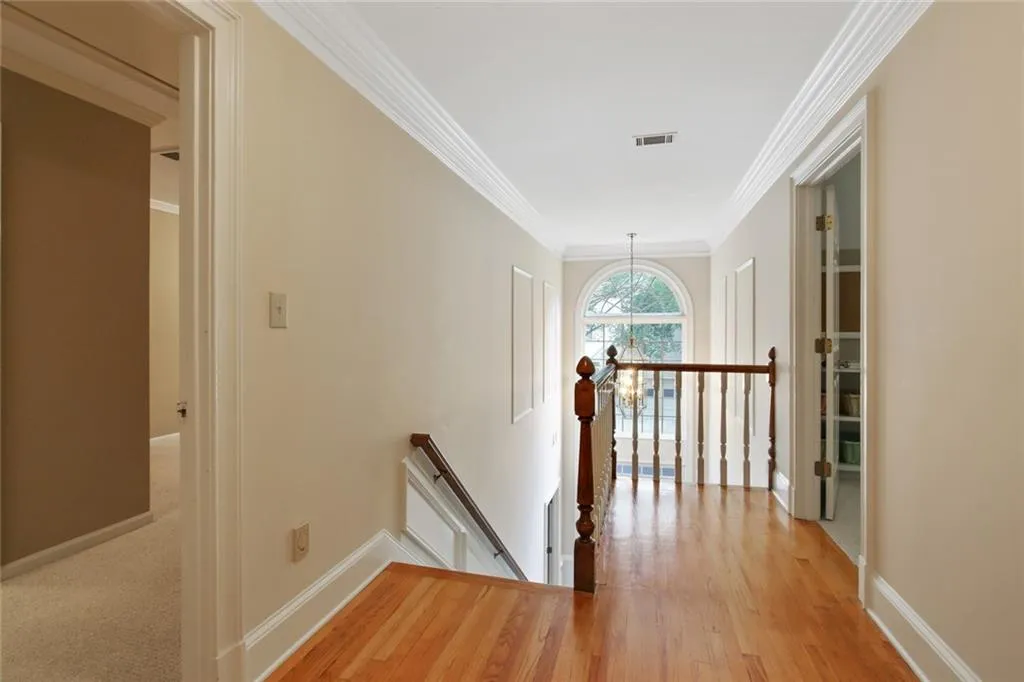 6391 Glenridge Drive Unit 145, Atlanta, Georgia 30328, 4 Bedrooms Bedrooms, ,2 BathroomsBathrooms,Residential,Sold,6391 Glenridge Drive Unit 145,6807358