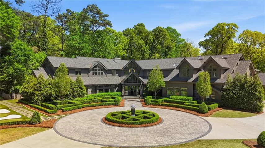 2883 W Roxboro Road Ne, Atlanta, Georgia 30324