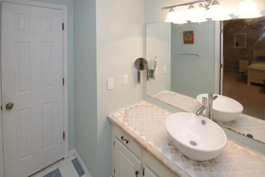 8973 Carroll Manor Drive, Sandy Springs, Georgia 30350, 2 Bedrooms Bedrooms, ,2 BathroomsBathrooms,Residential,Sold,8973 Carroll Manor Drive,5848217