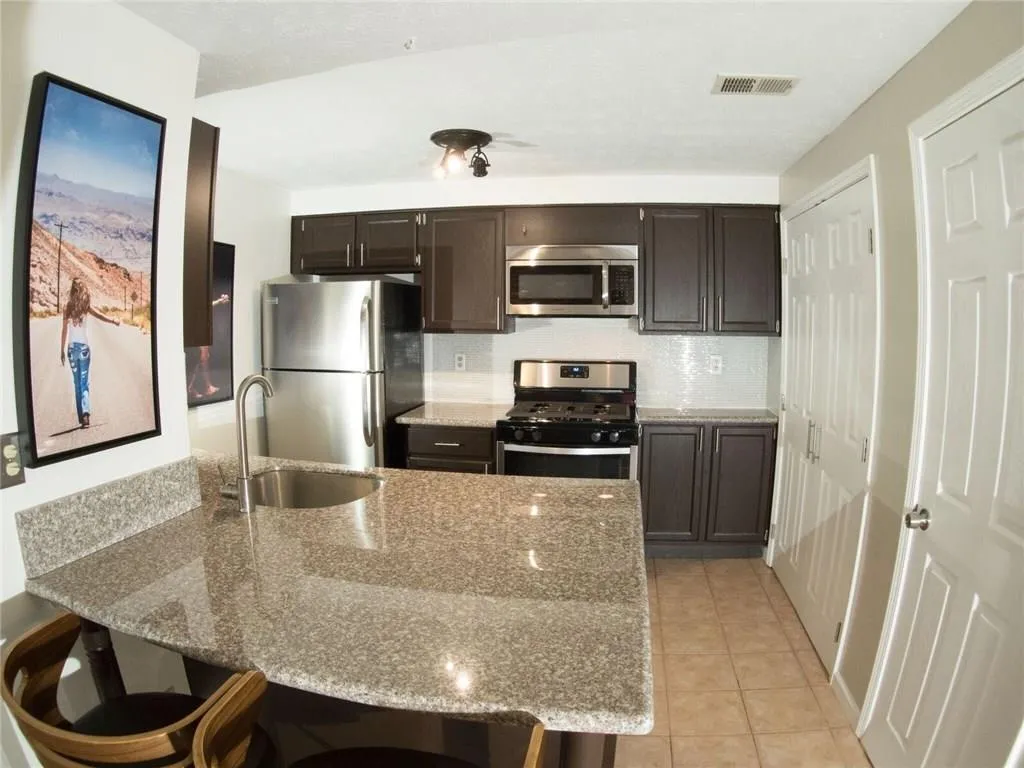 1370 Keys Lake Drive Unit 1370, Atlanta, Georgia 30319, 1 Bedroom Bedrooms, ,1 BathroomBathrooms,Residential,Sold,1370 Keys Lake Drive Unit 1370,5719457 1370 Keys Lake Drive Unit 1370, Atlanta, Georgia 30319, 1 Bedroom Bedrooms, ,1 BathroomBathrooms,Residential,Sold,1370 Keys Lake Drive Unit 1370,5719457