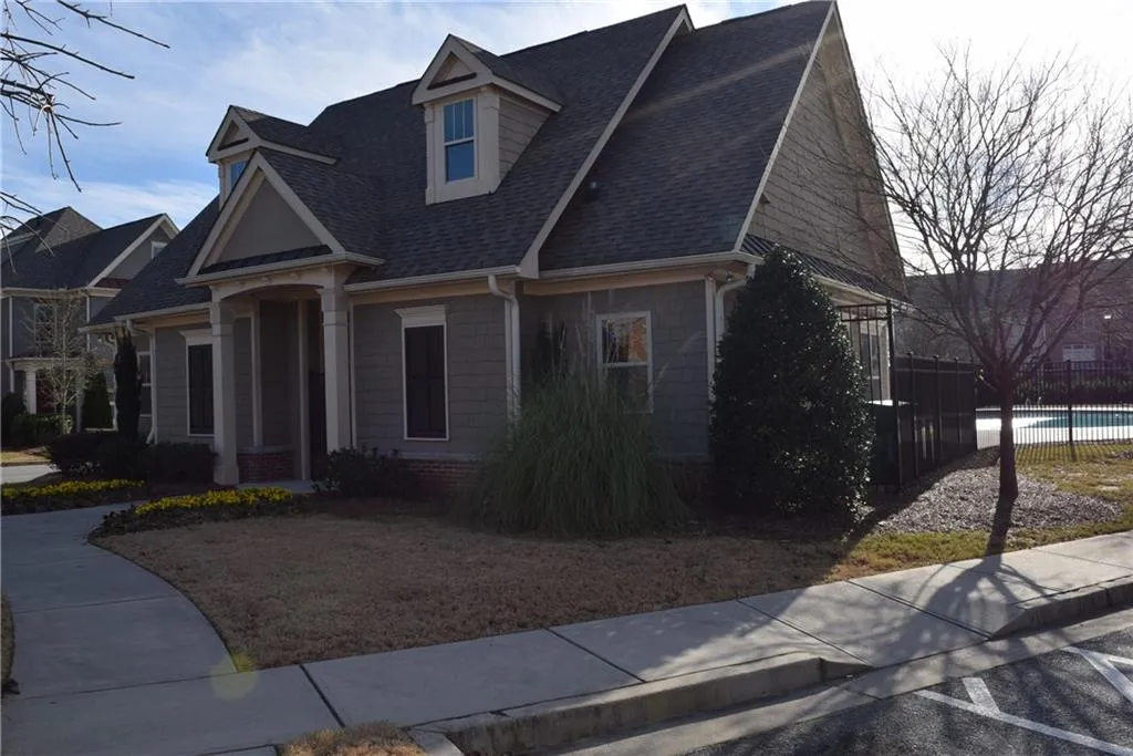 7265 Glisten Avenue Unit 124, Sandy Springs, Georgia 30328, 2 Bedrooms Bedrooms, ,2 BathroomsBathrooms,Residential,Sold,7265 Glisten Avenue Unit 124,5631196