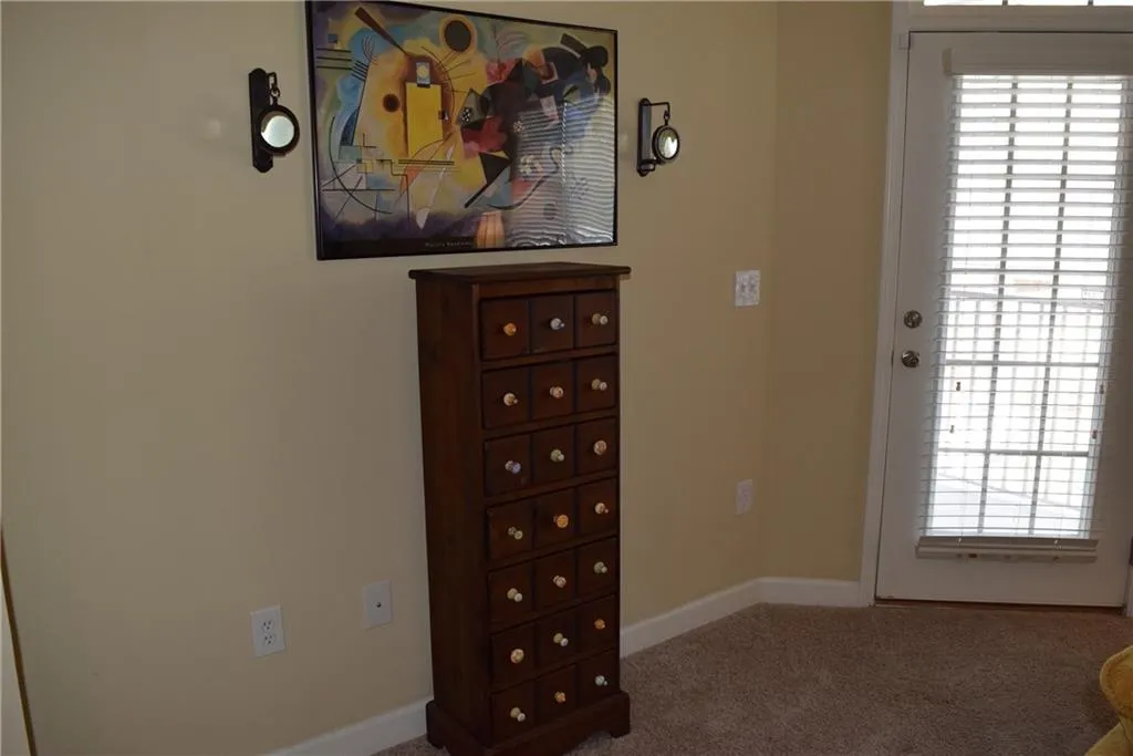 7265 Glisten Avenue Unit 124, Sandy Springs, Georgia 30328, 2 Bedrooms Bedrooms, ,2 BathroomsBathrooms,Residential,Sold,7265 Glisten Avenue Unit 124,5631196