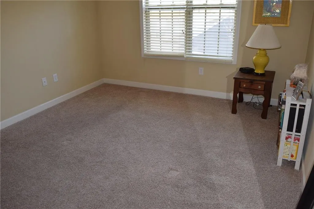 7265 Glisten Avenue Unit 124, Sandy Springs, Georgia 30328, 2 Bedrooms Bedrooms, ,2 BathroomsBathrooms,Residential,Sold,7265 Glisten Avenue Unit 124,5631196